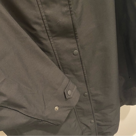 Athleta Rainout Sutro Long Trench Coat in Black - Plus Size 3X - Picture 8 of 9